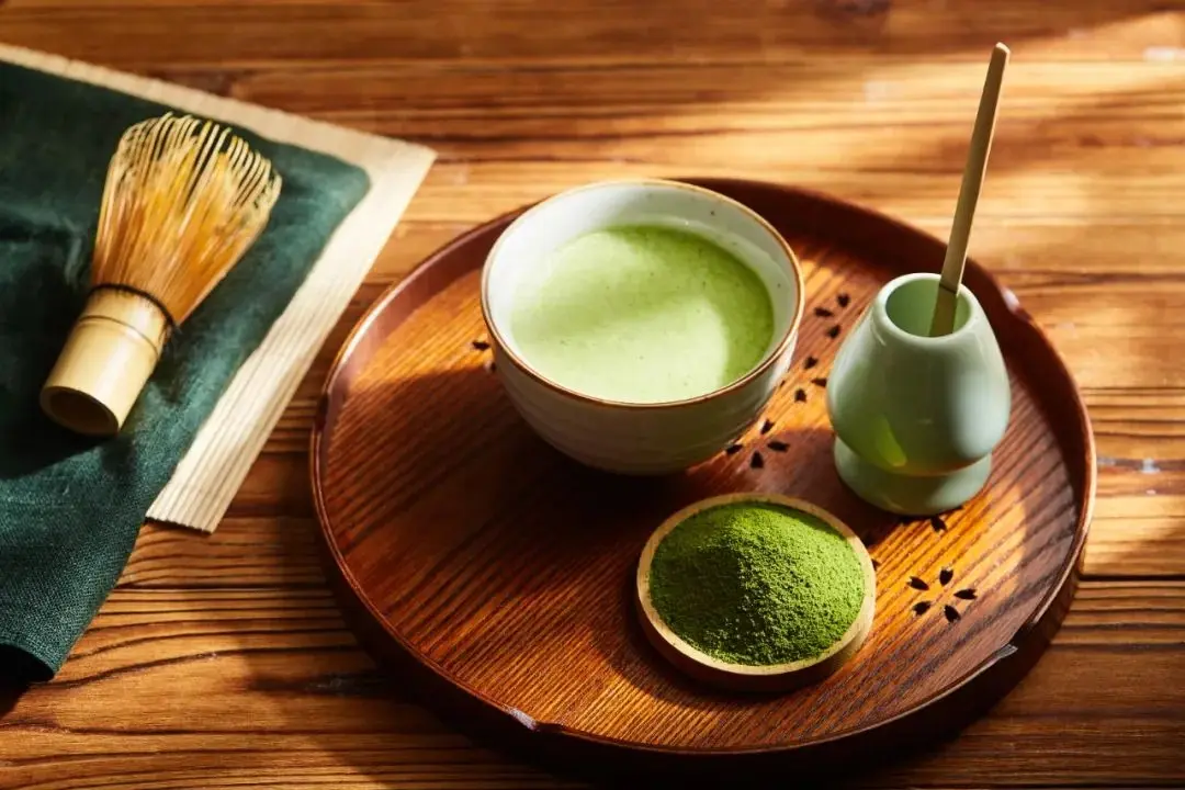 The unique synergy of L-Theanine and Caffeine provides sustained energy and focus The unique synergy of L-Theanine and Caffeine provides sustained energy and focus