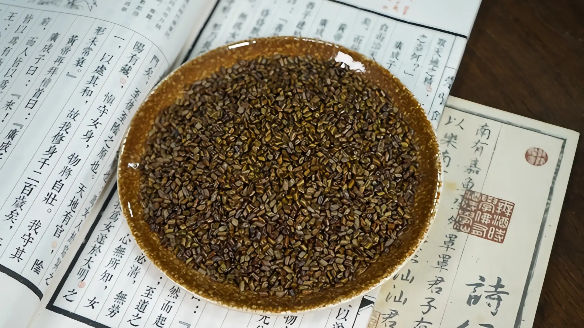 The 4 Key Benefits and Precautions of Cassia Seed Tea