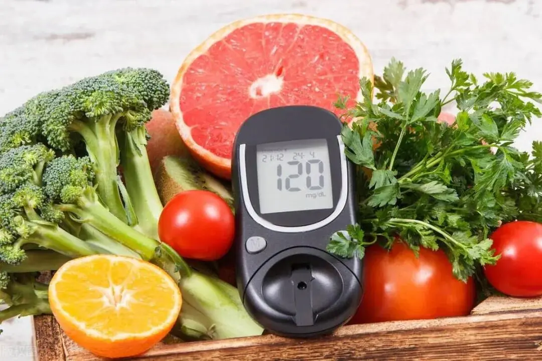 Healthy diet, exercise and drinking tea are all equally important in controlling blood sugar