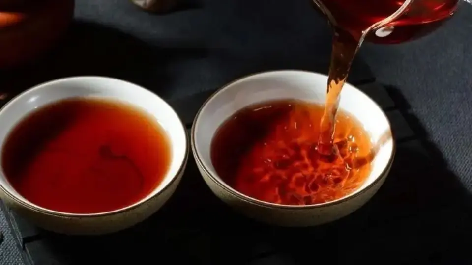 Boil black tea Boil black tea